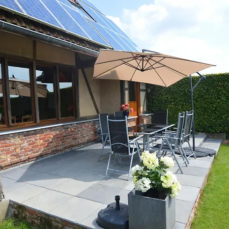 Comfortable Home With Sauna Ferienhaus *
