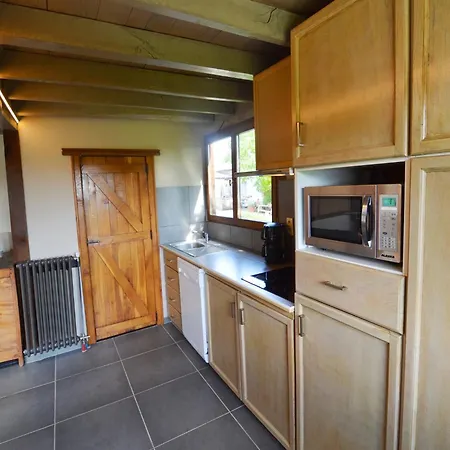 Comfortable With Sauna Flobecq