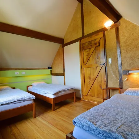 Comfortable Home With Sauna Ferienhaus Flobecq