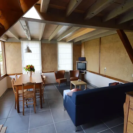 Comfortable With Sauna Tatil Evi Flobecq