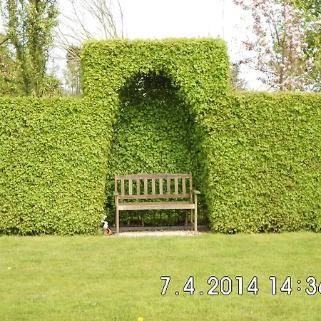 Comfortable With Sauna * Flobecq